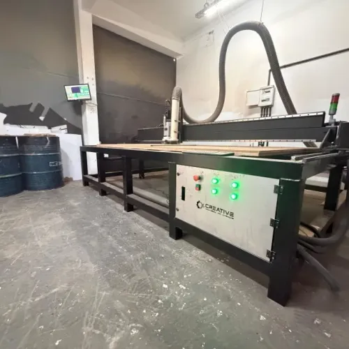 CNC Router 2.75x1.85m Spindle 3.5kW Motores Easy Servo Nema 34