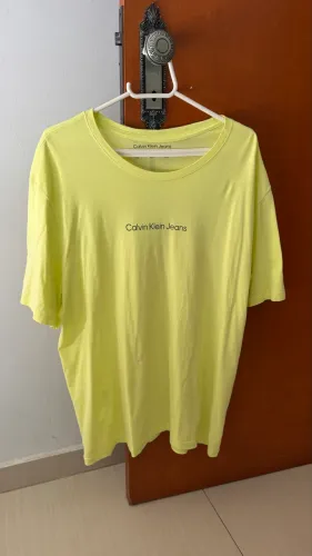 Camiseta Calvin Klein Tamanho GG