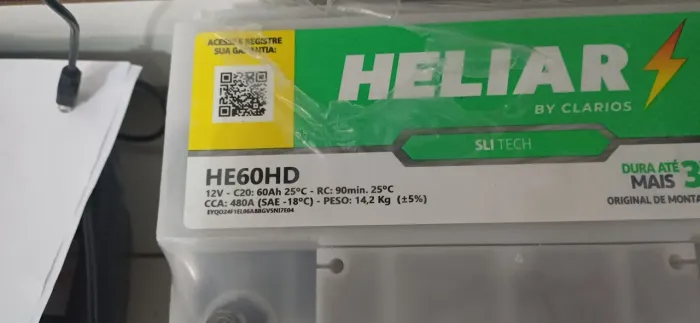 Bateria Heliar60 amperes nova lacrada no plastico