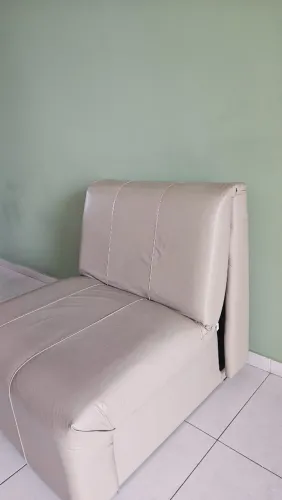 Sofá-cama Tok&Stok compacto | Ideal para apartamento/quarto