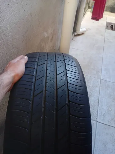 PENEU ARO 18 SIMI NOVO 