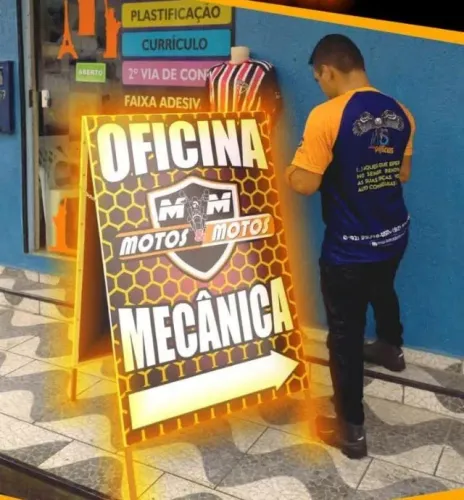 GRÁFICA PARA FACHADA, CAVALETE, WIND BANNER E MUITO MAIS!