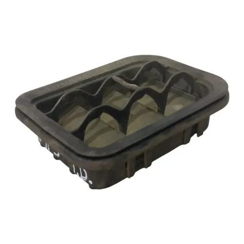 Difusor Ar Direito Parachoque Traseiro Audi A3 1999 A 2006