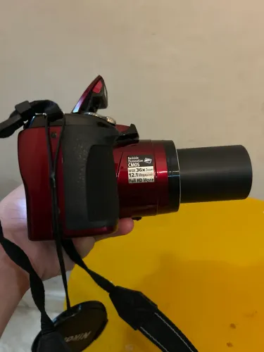 Nikon Coolpix P500 Vermelha - Superzoom 36x (Funcionando 100% + Cartão + Carregador Novo)