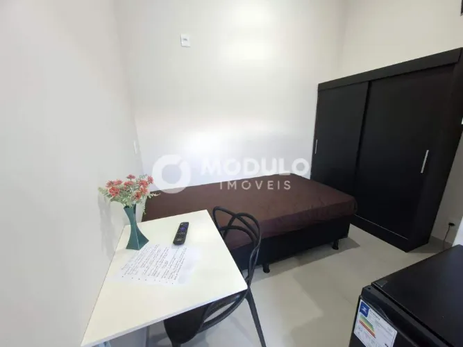 Kitnet disponível para locação no bairro Luizote de Freitas.