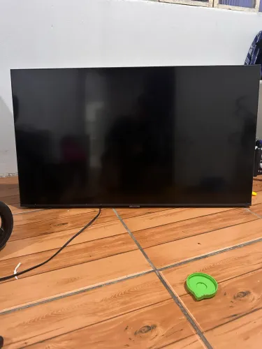 TV Samsung 43? 4K AU7700 com defeito ? para conserto ou retirada de peças.