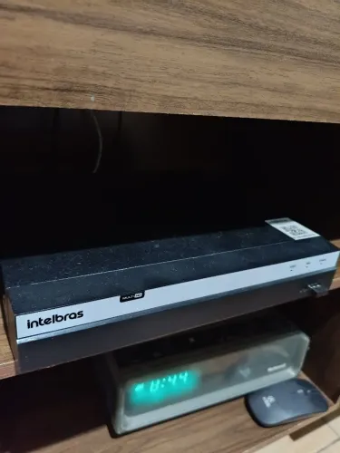 DVR Intelbras + HD 1 tera + 2 câmeras 