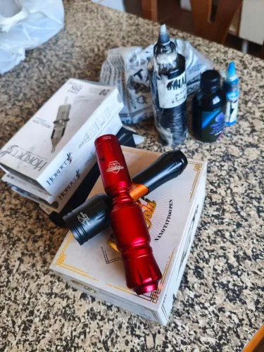 Equipamentos de Tattoo Zerados - Monte seu Estúdio Hoje! Tudo por  R$3,500