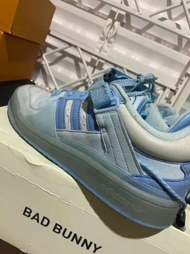 Tênis adidas bady bunny