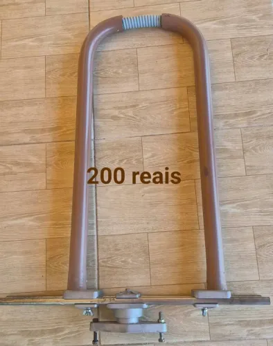 Vendo arco de revisão usado.