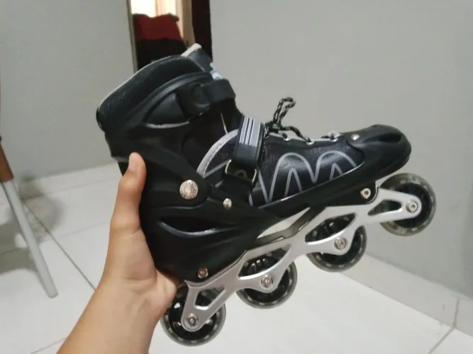 Patins preto 39-42 infantil Novo