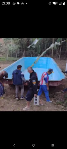 Vende se piscina
