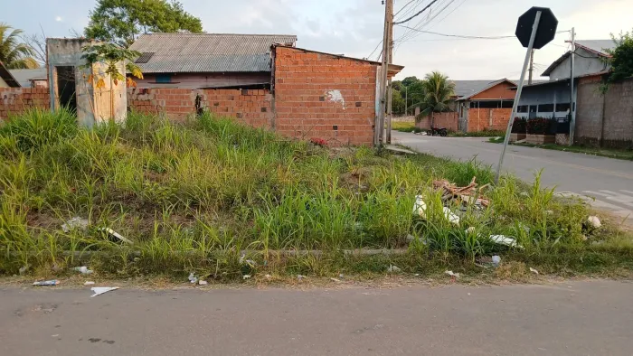 Vendo ou troco terreno em veiculo