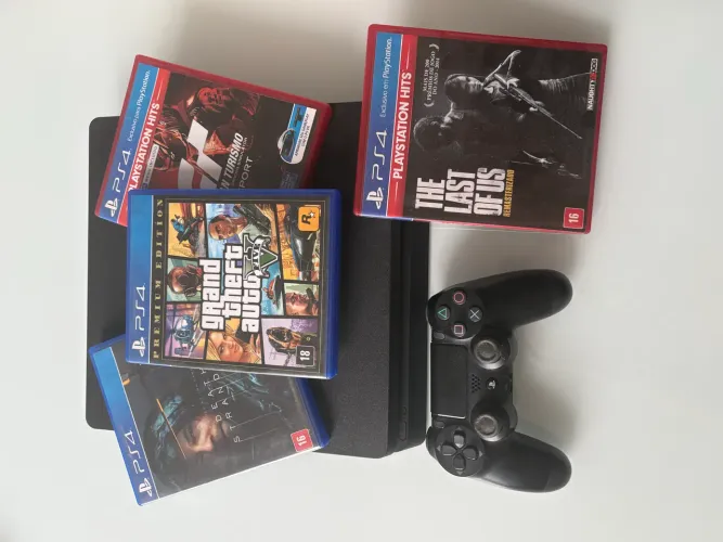 PS4 1tb com 4 jogos físicos