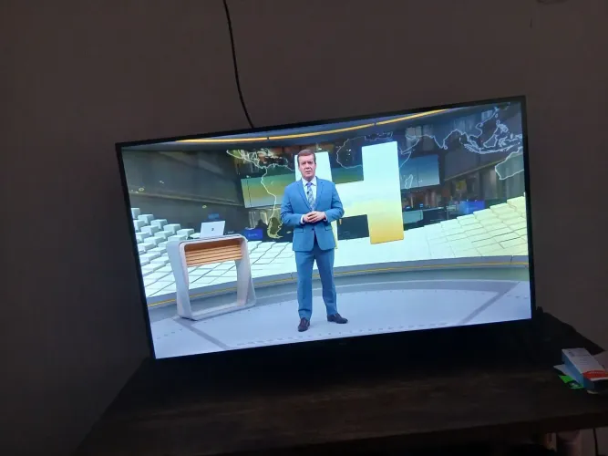 Vende-se TV TCL