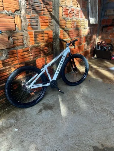Vendo bike de grau 