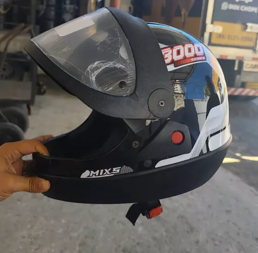 CAPACETE NOVO