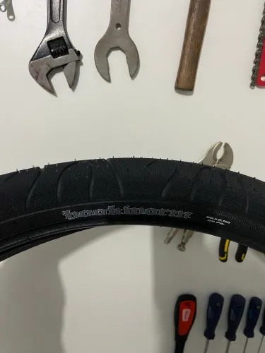 Pneu maxxis 26 novo