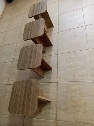 KIT de 4 banquinhos todo resistente em MDF .. ideia para área externa 