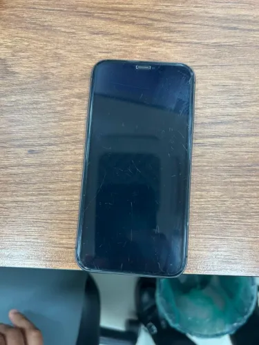 iPhone 11 /128GB