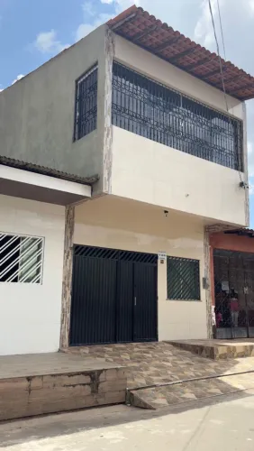 Vende-se Casa no Coroado