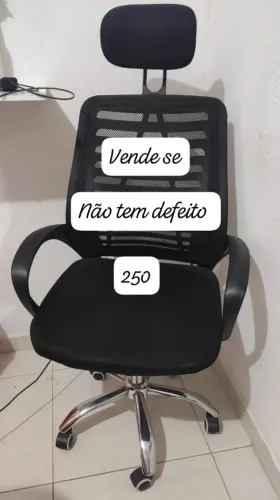 Vende se essa cadeira
