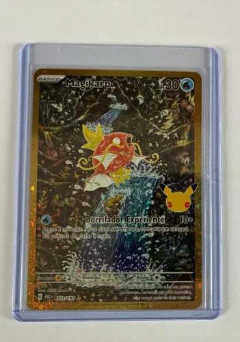 Magikarp (203/30) - Celebração de 30 Anos - Cartas Clássicas - Pokemon