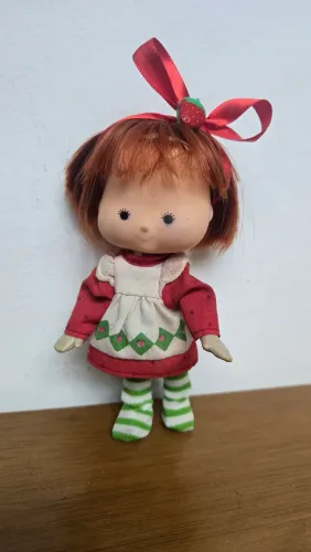 Boneca Moranguinho anos 80,kenner , linda como nas foto, sem os sapatinhos