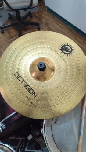 Pratos de bateria china e crash Ride