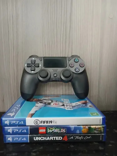 Lote de jogos ps4 + controle