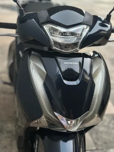 Moto SH 150