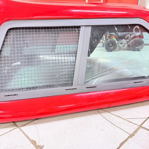 Capota de fibra para Fiat Toro