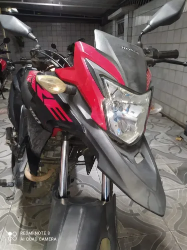 Moto XRE