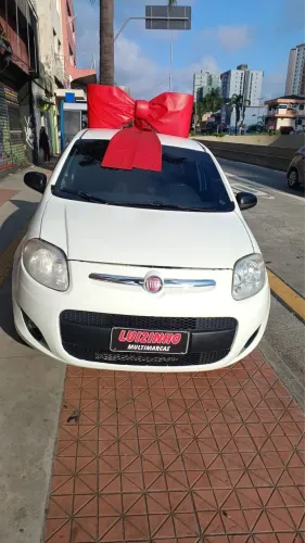 Fiat Palio Attractive 1.0 EVO Fire Flex 8V 5P 2013