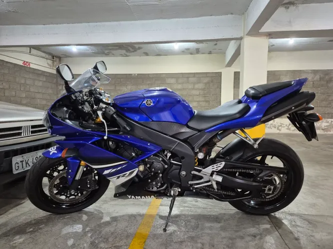 YAMAHA YZF R1 2008