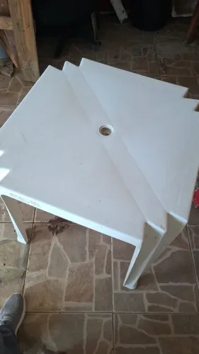 Mesa Plástica.
