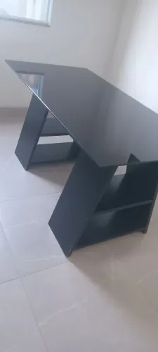 Mesa para escritório tampo de vidro