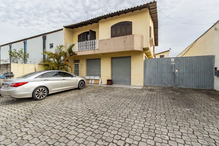 Loja térrea para alugar - R$ 2.300,00 liq / mês + taxas Cajuru - Curitiba/PR.