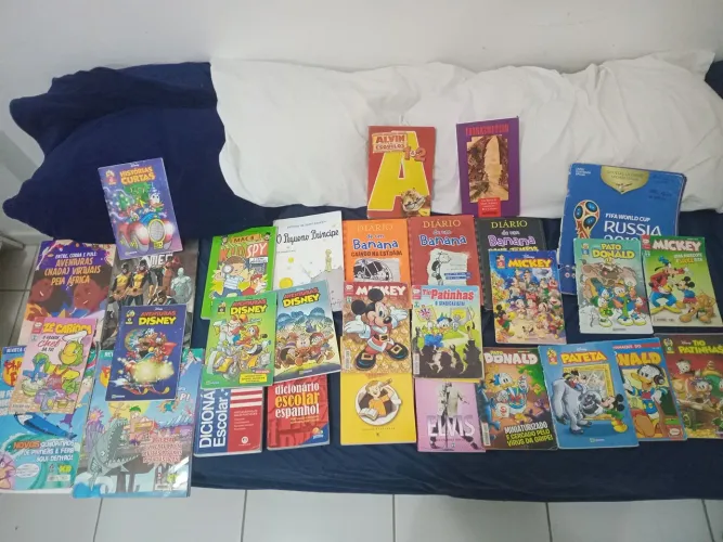 Vendo esses livros e gibis usados