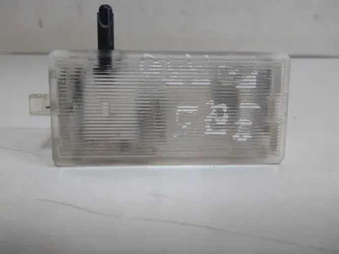 Luz Cortesia Forro Bmw E46 320i323i 325i 328i 330i 98 A 2005