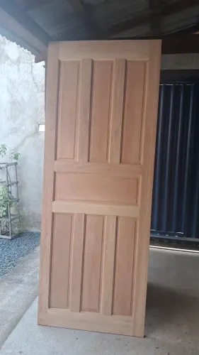 Vendo portas cedro com caferana