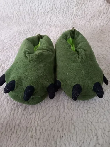 Pantufa infantil de Dinossauro 