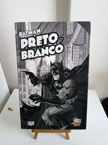 HQ Batman em Preto e Branco 