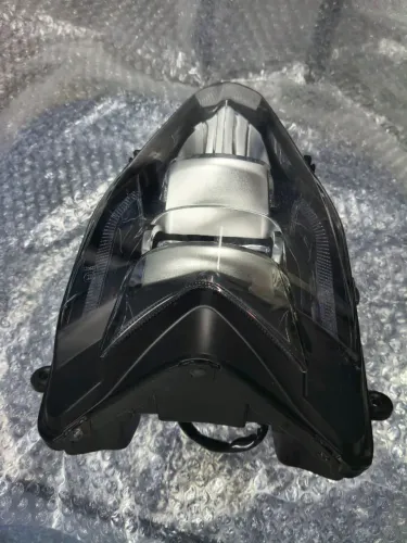 Farol para Moto. I/ Tailg volts Evs ano 2022