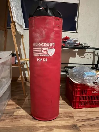 Saco de Pancadas Pendurável 120cm Knockout Usado