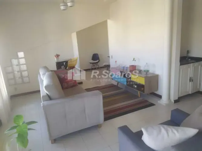 Apartamento quatro quartos em Vila Isabel, Rua Senador Nabuco.