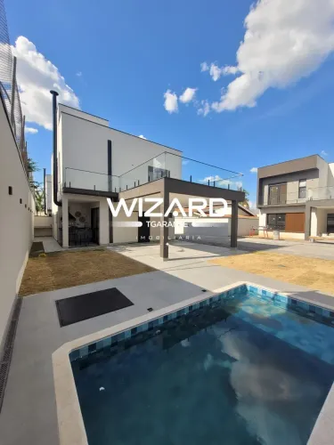 Casa de Condomínio em Atibaia, 3 suítes, piscina, área gourmet, para venda com 184m² e 3 v