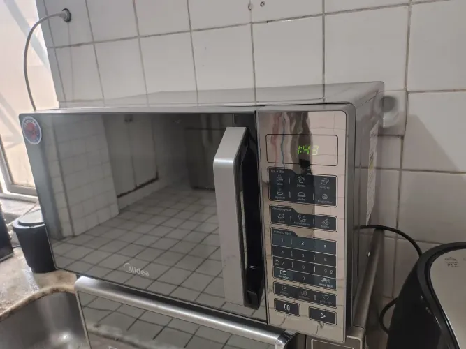 Microondas Midea c/defeito simples