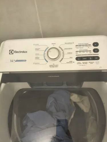 Máquina de lavar Eletrolux 14kg
