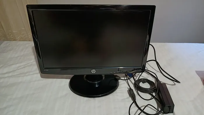 Monitor 18,5"